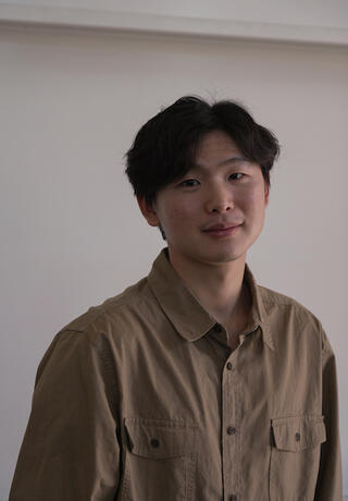 Frank Yang Headshot